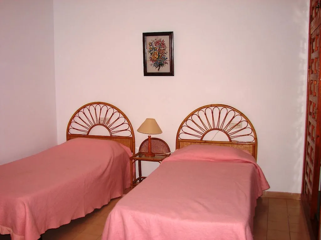 네르하 Urb. La Hacienda, 16 아파트